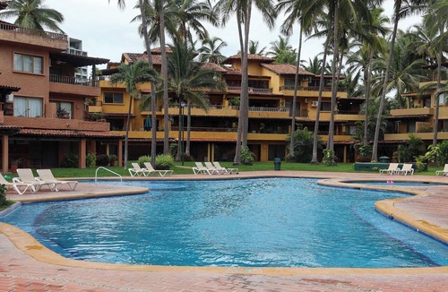 South Hotel Zone Condo | Beautiful Room in Los Tules, Pto Vta. 15-125 B