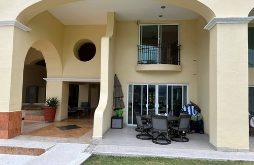 Marina Vallarta Villa | Beautiful villa a few steps from the sea