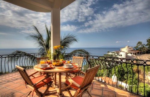 Conchas Chinas Villa | Breathtaking Specials! Pay for 5 Nights & Stay 7 OR Pay 3 Nights & Stay 4