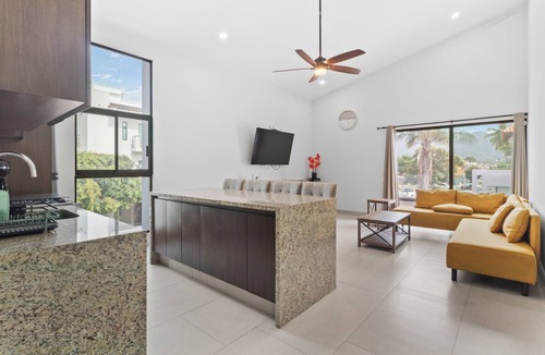 Fluvial Vallarta House | Casa Bella 6;Bedrooms Puerto Vallarta Fluvial resid. Pool, Terraza up to 18 pers