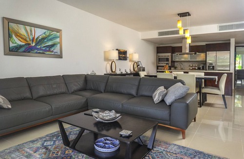 Puerto Juarez Apartment | Casa Bonita, Oceanfront, Private pool condo, Mareazul