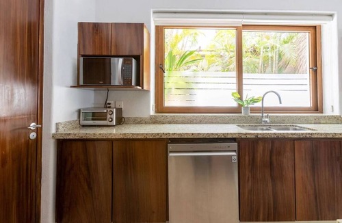 La Cruz de Huanacaxtle House | Casa del Mar, Beachfront Pool, Gym & Ocean Views