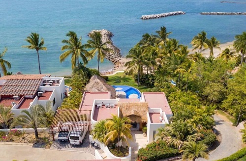 La Cruz de Huanacaxtle House | Casa del Mar, Beachfront Pool, Gym & Ocean Views