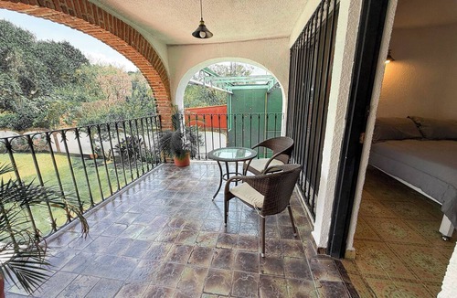 Tlaltenango House | Casa del Piloto. Accommodates 24 people, with pool, a swimming pool, a climbing wall, and much more.