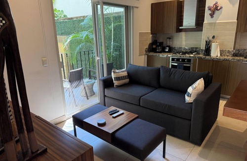 Romantic Zone Condo | Casa Frida One bedroom One Bath condo with roof top pool located in Old Town.
