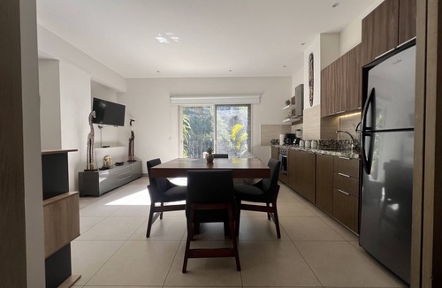 Romantic Zone Condo | Casa Frida One bedroom One Bath condo with roof top pool located in Old Town.