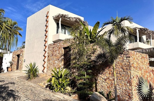 Sayulita Villa | Casa G Sayulita - New modern villa - Top of Gringo Hill, Modern Villa Designed by local architect -.