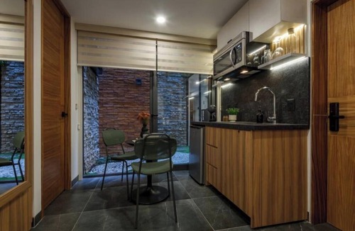 Zapopan Apartment | Casa Makech: Deluxe Suite 4