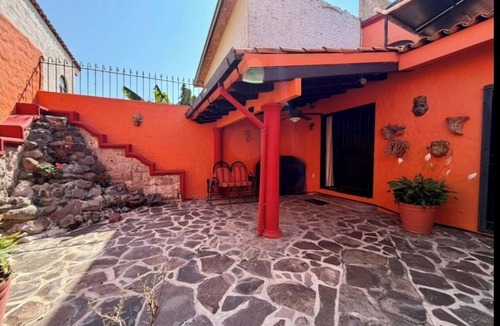 Ajijic House | CASA MANDERINA nnBeautiful private garden area with large heated pool.