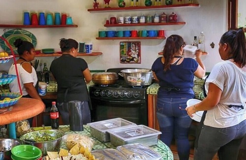 North End Villa | Casa Rana Verde: Marvelous 3-bedroom villa with AC in vibrant Sayulita