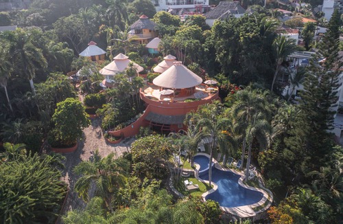 North End Villa | Casa Rana Verde: Marvelous 3-bedroom villa with AC in vibrant Sayulita