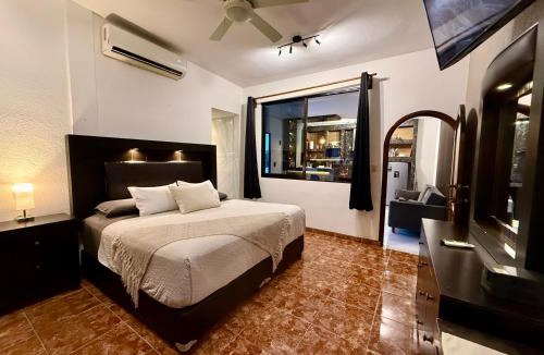Minatitlán House | Casa Solar Boutique Eco-Hotel Confort Suite