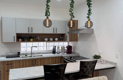 Ciudad Valles House | Casa Victoria | 3-Bedroom, 2.5 Baths, AC & Garage in City. Valleys