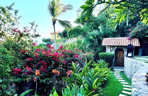 La Cruz de Huanacaxtle Villa | Casita Diego deluxe studio at Quinta del Encanto with king size bed and more!
