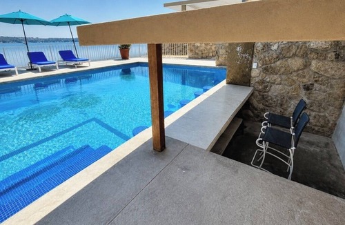 Tequesquitengo Ski Chalet | Chalet on lake Tequesquitengo