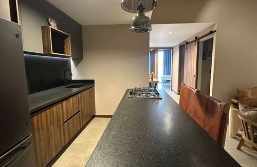 Lafayette Apartment | Confortable Depa 2 BR A/C, Chapu, Gym, Cas y Expo
