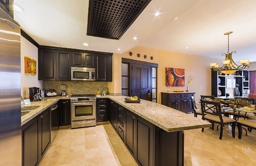 South Shore Hotel Area Apartment | Cozy 1-bedroom apartment in brilliant Puerto Vallarta with AC on Resort