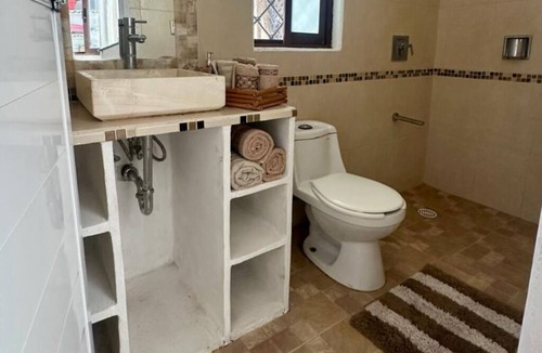Crucecita House | Cozy 2-bedroom house in charming Bahias de Huatulco with AC
