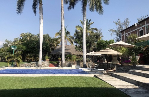 Jiutepec House | "Cuernavaca's House"