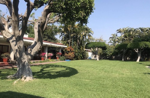 Jiutepec House | "Cuernavaca's House"