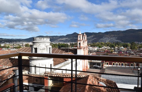 San Cristobal de las Casas Apartment | Departamento 4. Vista Panoramica a la Merced. a 5 min del Parque