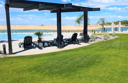 La Choya Apartment | Elegant 2-Bedroom Retreat with Sea Views in Eagle Village at Islas del Mar