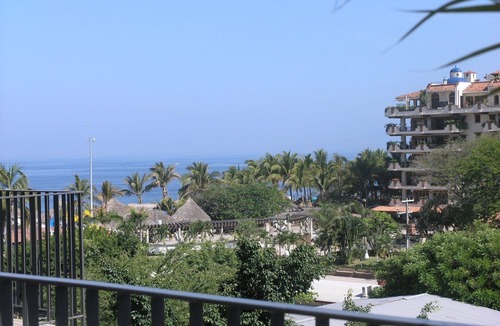 Emiliano Zapata Condo | Emiliano Zapata-1 BLOCK TO BEACH- IN THE HEART OF THE ROMANTIC ZONE!