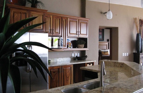 North End House | Enjoy Five Star Amenities at a fraction of the cost!