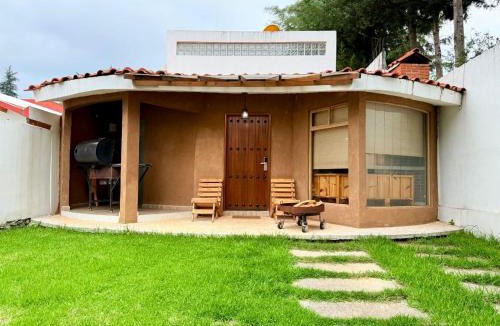 Zacatlan House | ESTANCIA 360 HERMOSA CABAÑA PARA PAREJA O FAMILIA
