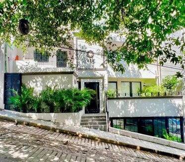 Alta Vista Apartment | Estudio de lujo 101 con patio en la Zona Romántica