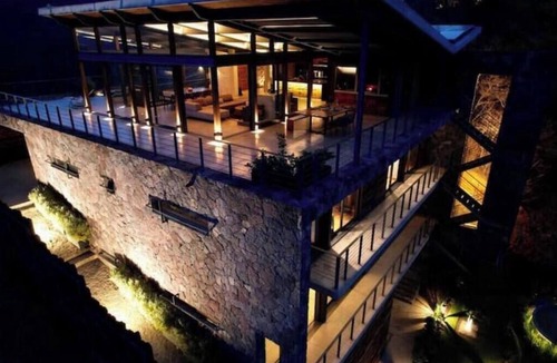 El Santuario House | Exclusive home in El Santuario, with a view of the lake