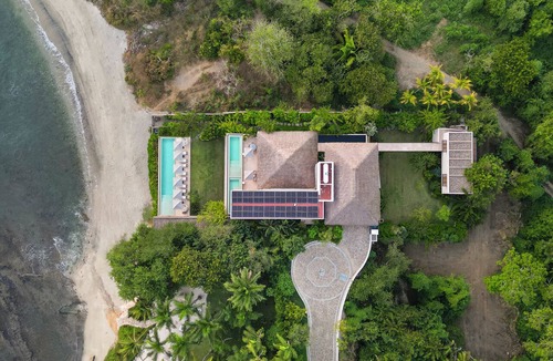Punta de Mita Ski Chalet | Exclusividad y Lujo Frente al Mar Chef & Butler, Yacht & Surf