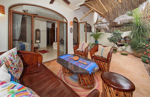 North End Apartment | ❡ ❡ Flawlessly Executed pad, close to beach GREAT LOCATION ❡ ❡