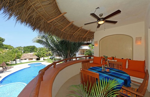 North End Apartment | ❡ ❡ Flawlessly Executed pad, close to beach GREAT LOCATION ❡ ❡