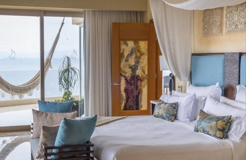 Fluvial Vallarta Resort | Garza Blanca 5 Diamond Resort: Stunning 3 Bedroom Beach Lockoff