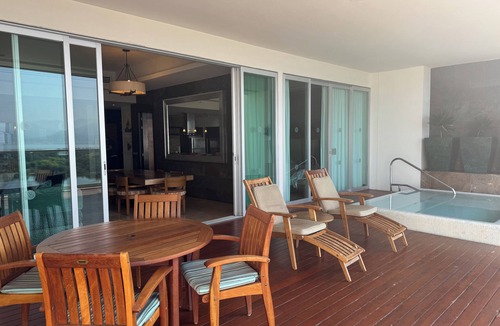 Las Jarretaderas Condo | Grand Luxxe Spa 2 bedroom -book now for Mexican PGA tour Best resort in Mexico!