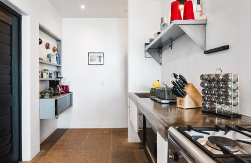 North End House | Great ocean views with private dipping pool!