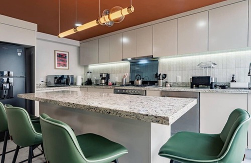 Roma Sur Apartment | Group Friendly | Private Terrace & BBQ in Roma Sur