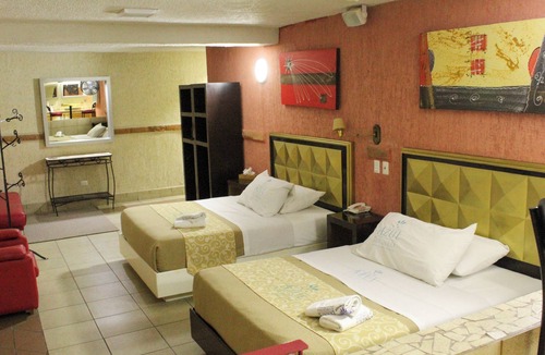 Bondies Hotel | Habitación Doble Hotel Boutique Azul Turquesa