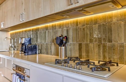 Alta Vista Apartment | HGTV Winner! Incredible 10th Floor Condo