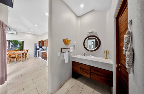 Lo de Marcos Apartment | Hidden Garden Oasis - Ground Floor + Pool