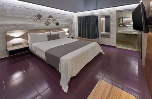 Historic Center Hotel | Historic Centro Queen Room in Mexico City Near Cultural Landmarks