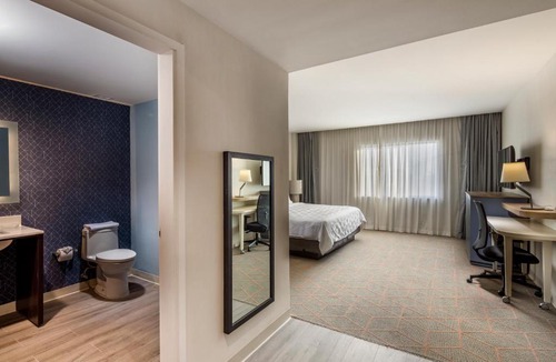 Aguascalientes Hotel | Holiday Inn & Suites - Aguascalientes by IHG
