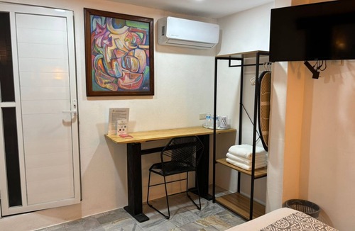 Puerto Vallarta Hotel | Hotel room 5 minutes away from the Malecon, Unidad Deportiva and Camarones Beach.