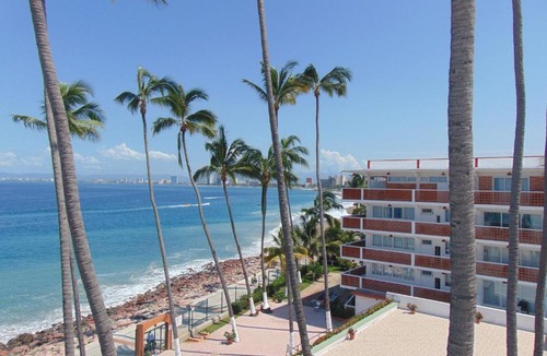 Downtown Puerto Vallarta Hotel | Hotel Rosita