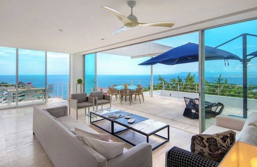 Romantic Zone Apartment | Incredible Views + Arq. Awarded 3Hab | 10pers