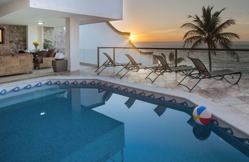 Amapas Condo | Incredible views over los muertos beach, Sky Suite B