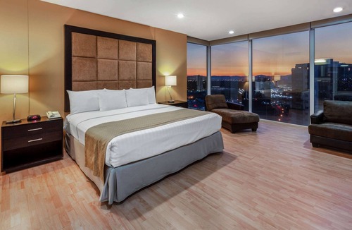 Angelopolis Hotel | La Quinta by Wyndham Puebla Palmas Angelopolis