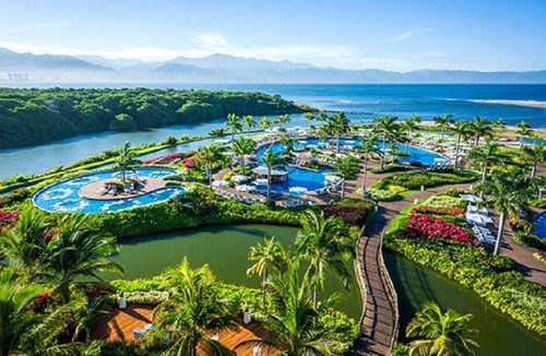 Bucerias Resort | Luxury Vacation in Nuevo Vallarta Mexico