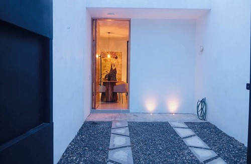 Tlajomulco de Zuniga House | MATSI Boutique House, 7 minutes from the Airport and VFG